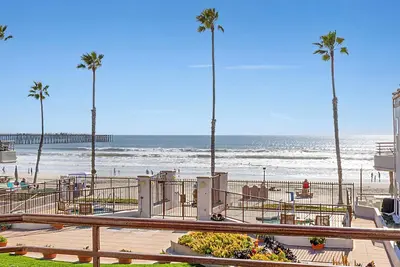Image de Direct Ocean view with elevator access on Oceanside's The Strand