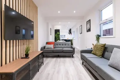 Image de Hudson Svendrix | Victorious Festival | 7 Bedroom Home