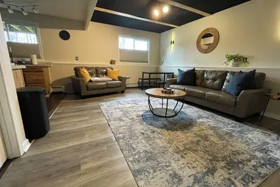 Image de Your Alaskan Getaway -  2 Bedroom 1 bath close to everything! ! !