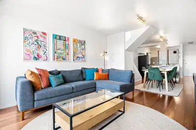 Image de Beachfront 2-Bed Apartment with Balcony