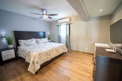 Image de Guest-friendly penthouse on Sosua strip, private pool/snooker!