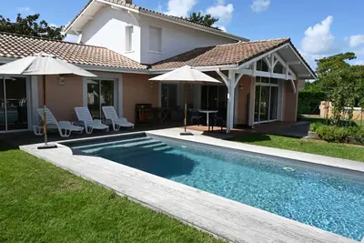 Image de Maison 4 chambres avec piscine, à 8 min du lac de Sanguinet