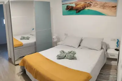 Image de \"Casita de Arrieta\" Close to everything and steps from the sea!