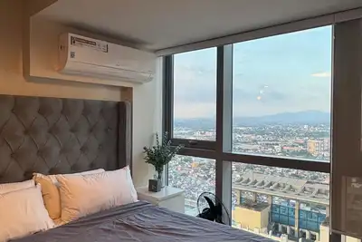 Image de Elegant 1br, Panoramic Pool, Great View, Eastwood City near Cbd Ortigas Cbd - 24