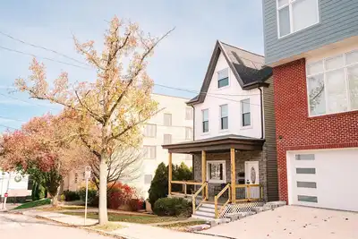 Image de 3-bedroom home in Central Pittsburgh, Pet Friendly, Amazing Views