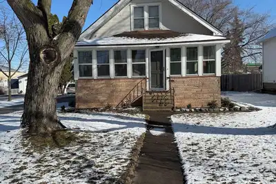 Image de Charming 2-bedroom house in welcoming Oshkosh with WiFi, Ac. Newly remodeled! ! !