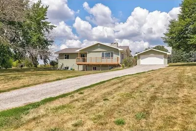 Image de 3-bedroom house in welcoming Pella close to lake & on the bike trail