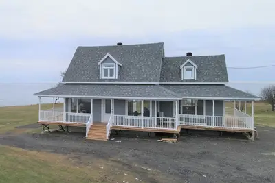 Image de ** Nouveau** Plage privée et charme gaspésien au cœur de la Baie des Chaleurs
