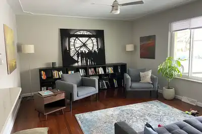 Image de Mid-Century Modern 2 Bedroom Rambler in the heart Longmont