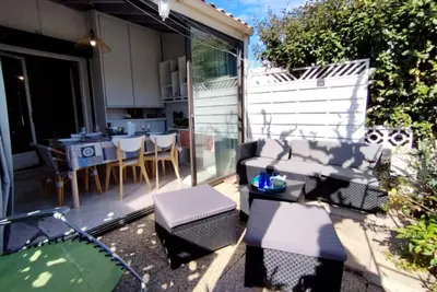 Image de Villa T3 Mezzanine avec Climatisation - 6 Personnes - Parking - Saint-Pierre-La-Mer