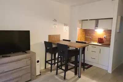 Image de Studio 4 Personnes A Deux Pas De La Plage, Parking Prive