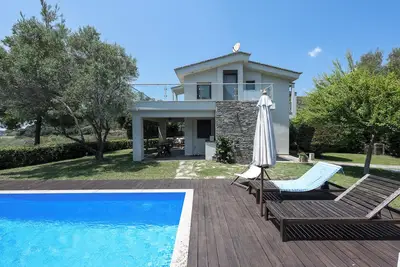 Image de Aza Beachfront Villa by Luxlikehome