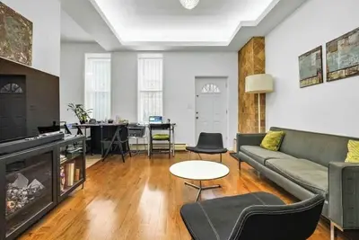 Image de 2-bedroom apartment in vibrant Brooklyn with Ac, WiFi