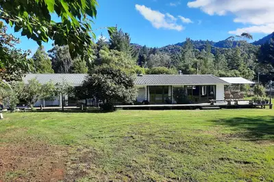 Image de Akatarawa Valley Retreat