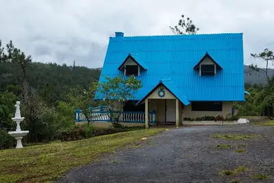 Image de Tranquil cabin with WiFi in Los Altos de Cerro Azul