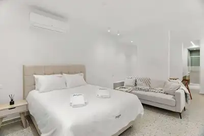 Image de Athenian Harmony Parliament Square City Centre, Athenian Harmony Parliament Square City Centre