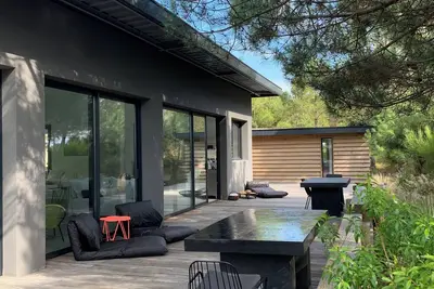Image de Maison de designer et spa sur la dune à la pointe de la presqu'île du Cap Ferret