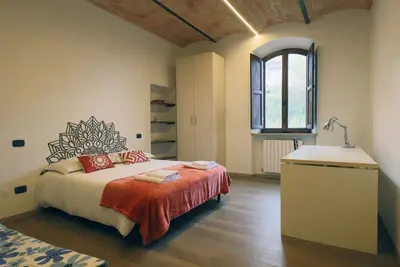 Image de Comfortable apartment, just outside the walls