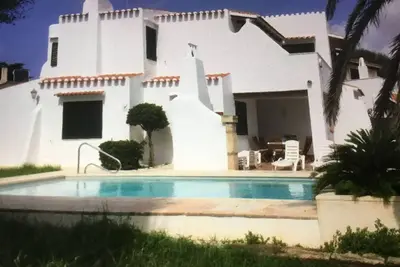 Image de House with pool near the beach and marina