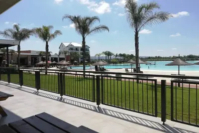 Image de Luxurious 1-Bedroom Apartment at The Blyde, Pretoria