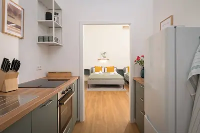 Image de In the heart of Berlin Kreuzberg - perfectly located in the neighborhood for up to 8 people