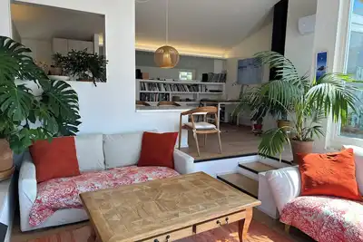 Image de House with terrace and sea views