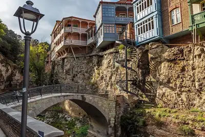 Image de Old Tbilisi apartment, Апартаменты находятся в самом центре города Тбилиси