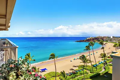 Image de Ocean View steps from beach, dining, shopping 908