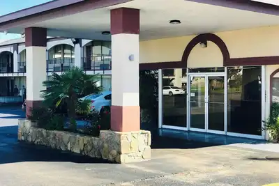 Image de Executive Inn, 1 or 2-bed  Local hotel in Texarkana with  Daily, Weekly rates.