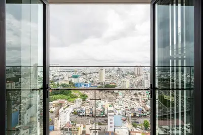Image de 3-Bedroom City View Apartment District 1