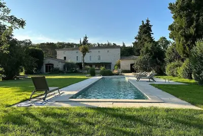 Image de Très belle maison familiale avec piscine