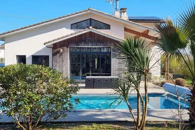 Image de Belle villa avec piscine au cœur de Cestas