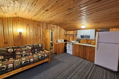 Image de Crow Crest Lodge Resort Studio Cabin Northern Adventure, Stunning Sunsets