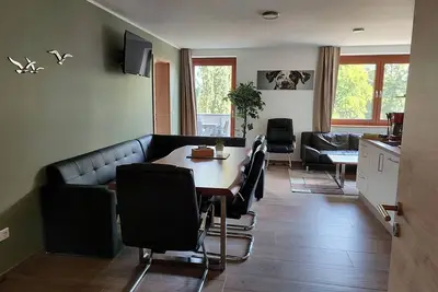 Image de Exceptional \"Hufgetrappel\" vacation apartment at Seehof Reuter