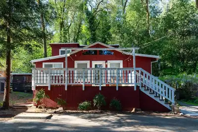 Image de River Retreat - Hot Tub and Tastings Included