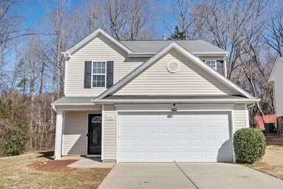 Image de Modern 4br Oasis - Near Airport & Uptown