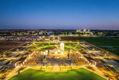 Image de Loma Vista | Luxe Haven | Ev Charger