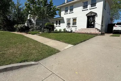 Image de Restored 1935, 3-bedroom house, less than a mile to campus & downtown