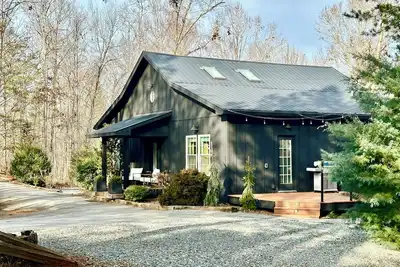 Image de Modern 3\/2 Farmhouse Minutes to Tryon International Equestrian Center + Wineries