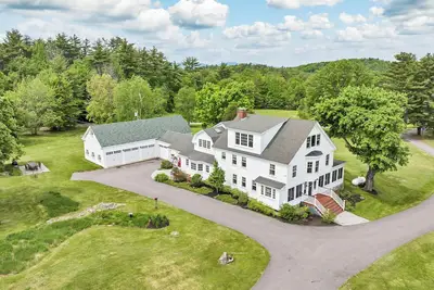 Image de Spacious 7-bedroom house in tranquil Wolfeboro