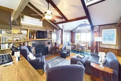 Image de Charming \"Nantucket Style\" cottage in Manasquan. 10 Blocks from Sea Girt Beach!