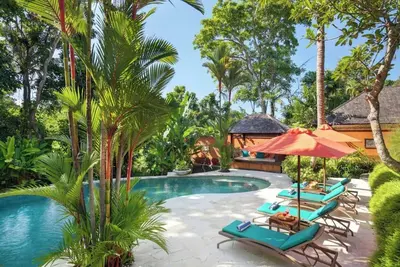 Image de Luxury Villa Bunga Wangi, 3br Riverside in Canggu, With Pool & Staff
