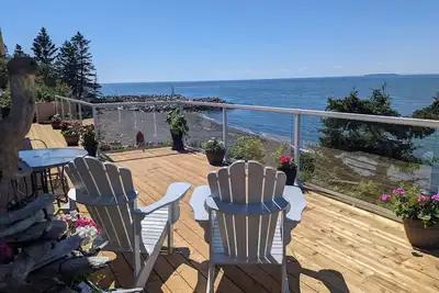 Image de Charming oceanfront 3-bedroom cottage in lovely Harbourville with WiFi, Ac