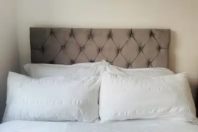 Image de Modern Lux New Built house in Ancoat. Free Parking