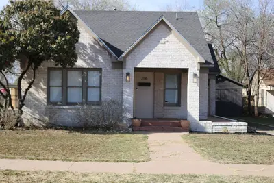 Image de Charming 2-bedroom house minutes from Texas Tech in the Heart of Lubbock!