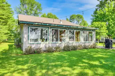 Image de Cozy Cabin Lake Ida Swim Dock and Lake Views