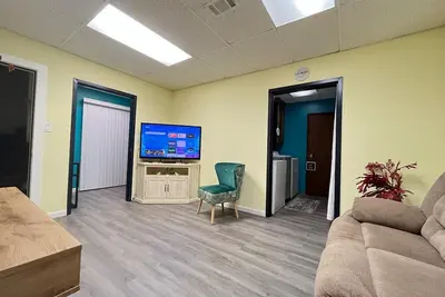 Image de Truist Park Townhome Escape