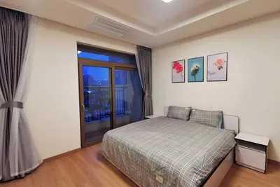 Image de Sleek 2br Hideaway in Starlake Daewoo's Most Exclusive Enclave