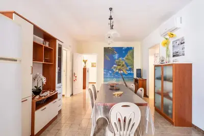 Image de Grande Villa Lapillo – Propriété avec vue sur la mer et terrasse