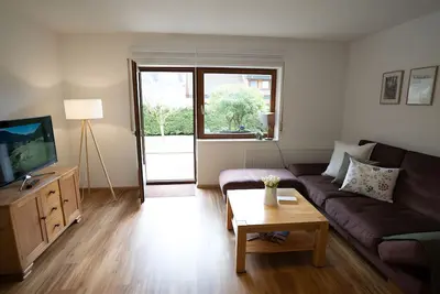 Appartement \"Heimatliebe Neu\" avec vue sur les montagnes, terrasse privée et Wi-Fi